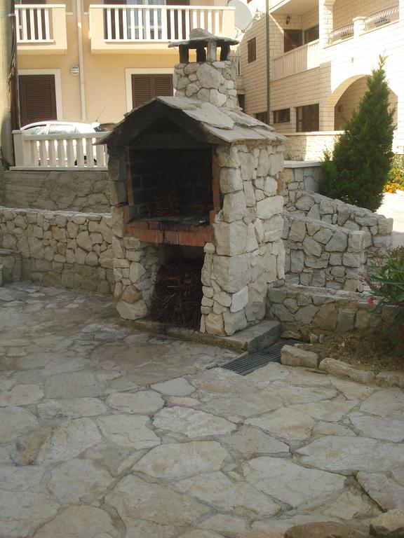 Apartmani Neno Lokva Rogoznica Exteriér fotografie